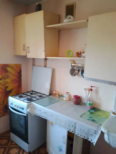 Сдам 1 к/к в Корабельном районе (Айвазовского 13)